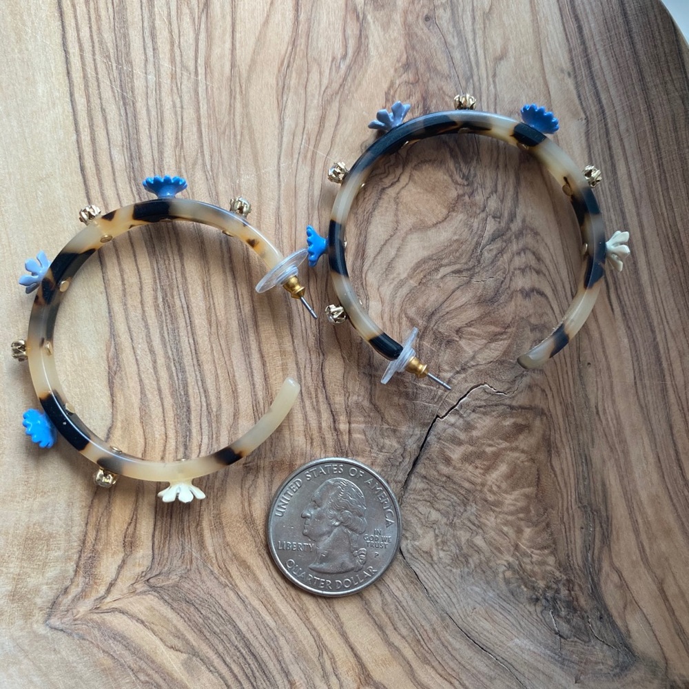 J. Crew gardenia tortoiseshell hoop earrings